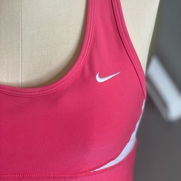 Nike Bra Shelf Racerback Tank Coral & Cream​​​​​​​​​ - Picture 5 of 9